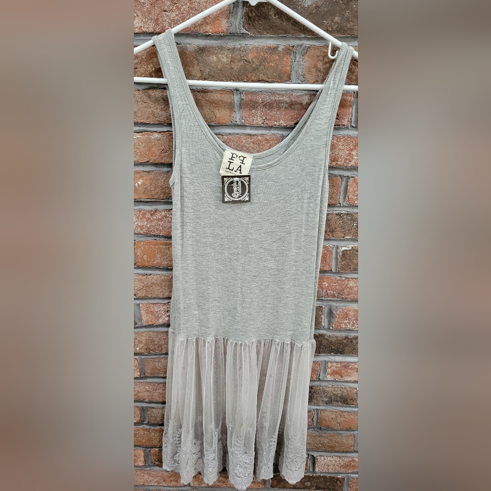 NWT- PPLA Clothing Gray Lace Tank Top- Medium